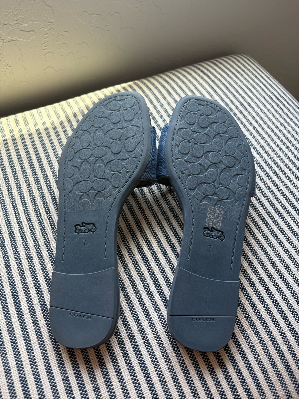 Coach Denim Slides - Picture 3 of 3